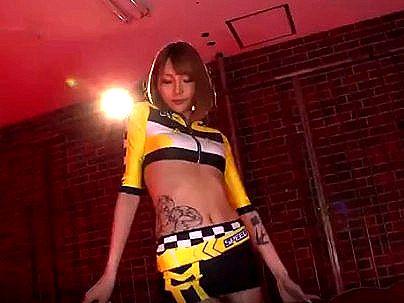 ＜佐藤エル！＞イケイケ長身スレンダー細見美乳オッパイギャル！主観目線でエロボイスきかせちゃう！
