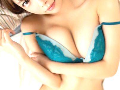 ＜幼馴染！＞嫁がいるけど滅茶苦茶可愛い美少女幼馴染とエロ行為しちゃうぞｗｗｗｗｗ