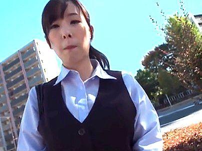 ＜中出しセックス！＞偽検診に騙された素人の巨乳オッパイOLがえちえちに！！！