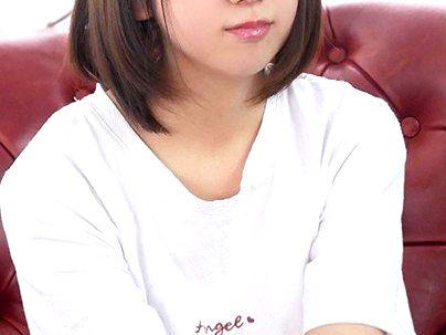 ＜二十歳美少女！＞極上！まさに最高ランクの美少女が最初で最後のAV撮影挑戦シチャウゾ！！！