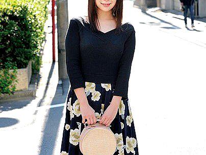 ＜近親相姦！＞上品で清楚系可愛い美少女オネエサン！実の弟を好きになって近親相姦エチエチシチャウゾ！