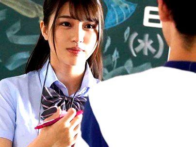 ＜女子マネージャー！＞ＳＳＳ級ランクの激エロカワイ子ちゃんマネージャーがなんと！！マジイキ潮ふきしちゃう！！！
