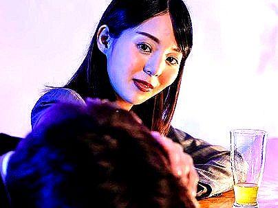 ＜相部屋！＞スタイル抜群巨乳オッパイの先輩女教師！相部屋で後輩童貞先生とエロ行為に！