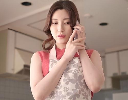 ＜スワッピング＞夫婦交換セックスで初めて他の男に抱かれ…痙攣絶頂する美人奥さんが夫以外の精子を中に出されて【森沢かな】