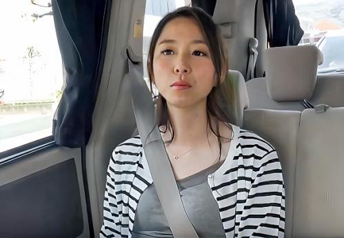 【本物人妻】「前にも後ろにも他人チンポください…」史上最高の呼び声が高い淫乱な懇願ドM妻！