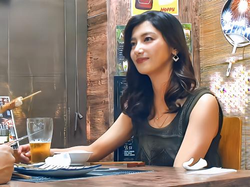【人妻ナンパ】お店で目立っていた一人飲みしていたアラサー人妻（34）をお持ち帰り