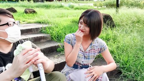 【素人宅訪問】　「私が初めての相手なんですよね？」女性への免疫が皆無な童貞クンの自宅へ凸