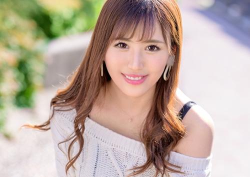 【人妻】キャバ嬢時代に知り合った男性と結婚したという元ギャルのアラサー人妻