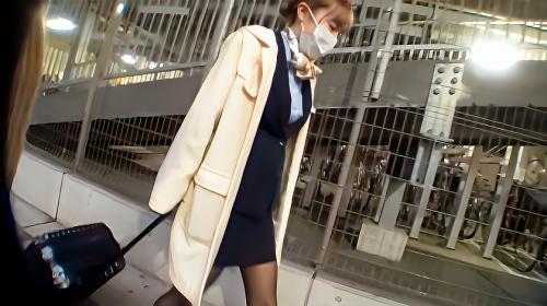 【人妻ナンパ】仕事帰りに声掛け！スタイル抜群でお色気ムンムンな巨乳で黒光りがすうエロいパンスト姿のCA美人妻！