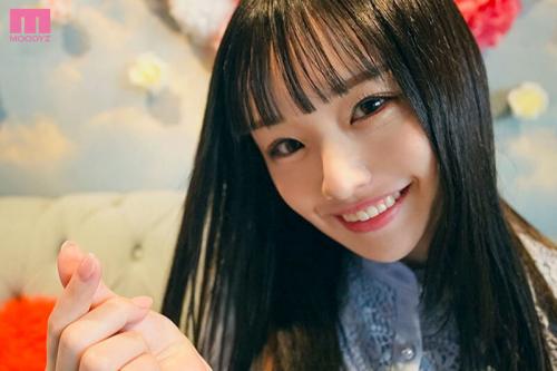 【月雲よる】スケベ丸出しな無邪気な小悪魔美少女と行く照れて濡れてイチャパコ温泉旅行！！