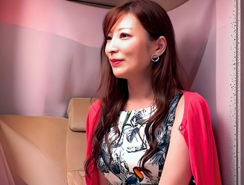 【人妻ナンパ】「軽い女と思われたくないけど…」フェロモンを出していた白金在住イカニモ系セレブ素人熟妻！
