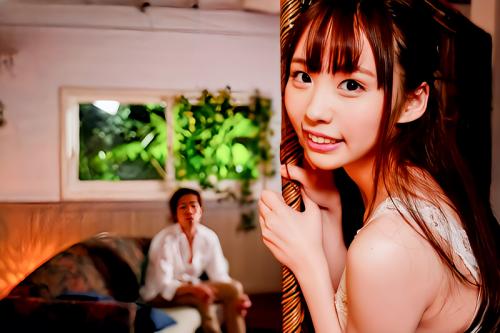 「私でいっぱいイッてね？」明るく笑顔いっぱいのロリかわな黒髪スレンダー美少女がAVデビュー！