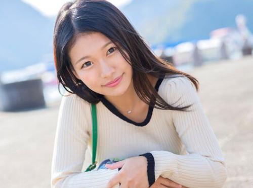 【人妻】旦那公認でビデオに出演したロリフェイスな10カ月の子持ち人妻22歳！