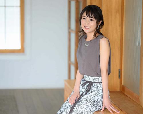 【人妻NTR】ぶっちぎりの超美顔でエロい36歳の三十路人妻！