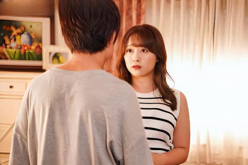 【義母NTR】父が再婚して新しく母になった憧れの女性が友人のヤリチンに堕ちました。