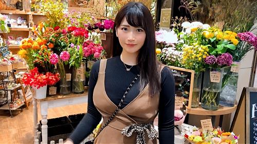 【素人ナンパ】マッチアプリで出会ったガッキー似の黒髪の巨乳美女！