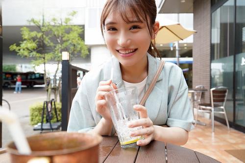【初めての彼女】初めて出来た彼女を脱がしたらスリム美巨乳の体がエロすぎた！