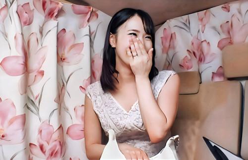 【人妻ナンパ】「全然、主人と違うｗｗ」レースのお洒落ワンピが似合う港区在住の素人セレブワイフ！