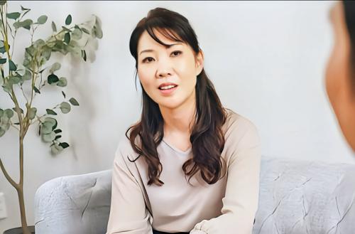 【五十路】「あなた結婚するのに何言ってるの！」母親を興奮させて息子チンポに欲情した昭子55歳！