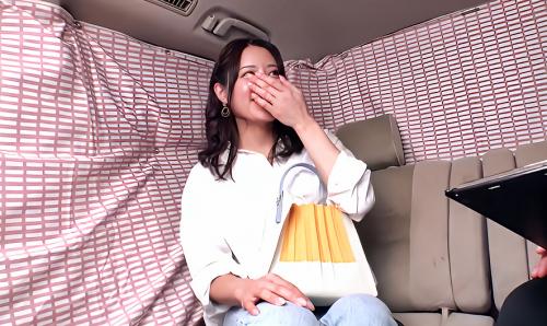 【人妻ナンパ】鍛えた体がセクシーな二子玉川で見つけたフィットネスジムに行く途中の素人セレブをゲット！