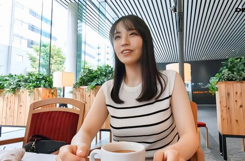 【本物人妻】旦那以外のチンポに股間を濡らすくびれGカップ若妻！