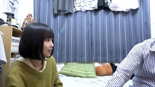 【素人ナンパ盗撮】運動不足解消のため一緒に筋トレする黒髪のスレンダー美女が徐々に脱がされて…