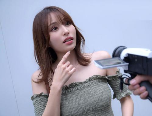 【伊藤舞雪】「えっ、私？前にも一回やったってば！」エロすぎる禁欲ドキュメント ！