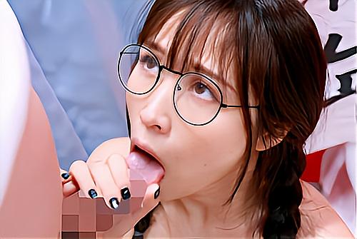 【マジックミラー号】「裸にされちゃった…」初詣帰りのボリューム感のある素人ロリ巨乳ほろ酔いめがね女子をナンパして野球拳！