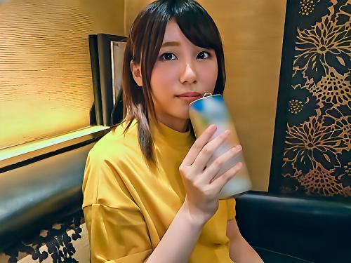 【素人ナンパ】マッチアプリで出会ったロリ顔でモデル兼フリーターのバイト女子！