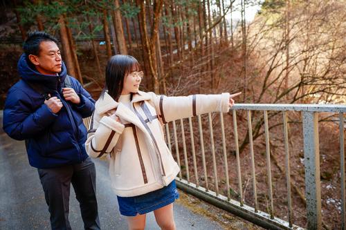 【JK】幼くあどけなくロリ好きにはドストライクな巨乳ちゃんと一泊二日貸し切り！