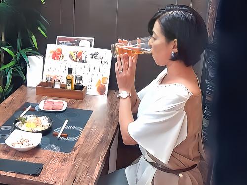 【連れ込み盗撮】「刺激がほしかったの」たまには羽目を外したい専業主婦（43）を口説いてお持ち帰り