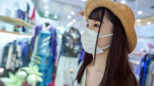 【素人】清楚に見えてゴリゴリの肉食系！見た目ろ紙なのにエロ過ぎるJD