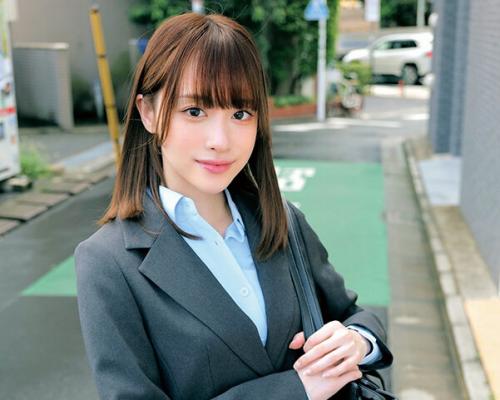 【素人ナンパ】ロリ童顔な仕事帰りのOLさんに声をかけたらエロいおまんことパンストでした！＜赤面女子＞