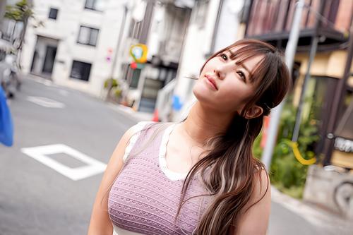 【人妻不倫】空き家に住み着いた絶倫男との卑猥な不倫セックスにハマってしまった巨乳妻！