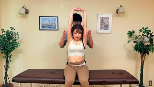 【素人ｘ盗撮】完全個室のパーソナルストレッチ店を覗いたらセクハラストレッチが行われていた！