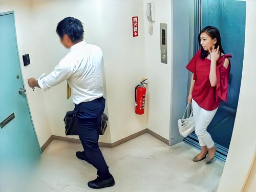 【人妻ナンパ】30歳の仕事帰りの人妻OLを居酒屋でナンパしてお持ち帰り盗撮！