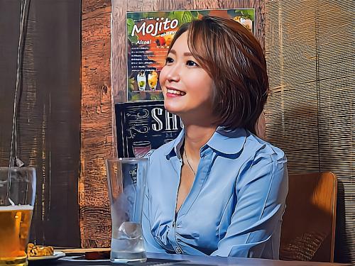 【人妻ナンパ】「旦那のチンポだけじゃ物足りないの・・」お持ち帰りされたい一人飲みしている人妻（36）さん！