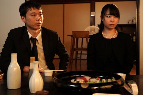 【連れ子】絶対に手を出してはイケナイ母の代わりになってくれた連れ子の義姉と禁断のエッチ！