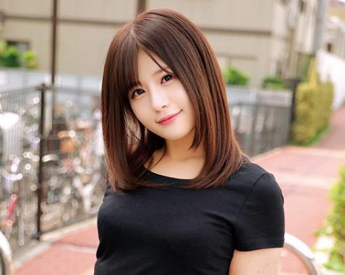 【素人ナンパ】未成年のスレンダー美少女が恥じらい素股体験！＜赤面女子＞