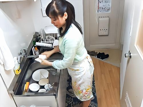 【盗撮】エロい事でなんでもしてくれる断れない家政婦さん（55）