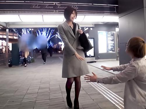 【美熟女ナンパ♡長身】仕事帰りの黒パンスト美人OLがフェラ電マオナニーし着衣セックスエロ動画♡美巨乳素人企画AVデビュー
