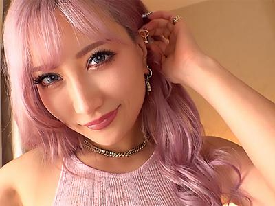 〖黒ギャル〗ホテルの密室で激しいセックスを楽しみ膣奥を突かれてメスイキしまくるギャルの官能的なアヘ顔が最高にエロい！