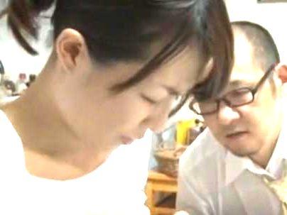 ＜人妻！＞巨乳オッパイ後輩の奥さん人妻！旦那の先輩にチンポでヤラレマクリになっちゃうゾ！！