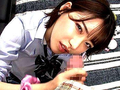 ≪美少女≫【これ気持ちいいの？…】滅茶苦茶かわいい美少女！オチンポフェラチオシテクレチャウ！