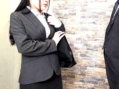 ＜媚薬！＞上品な感じの真面目そうな清楚系美少女OL！媚薬でエロ行為でフル勃起確定！