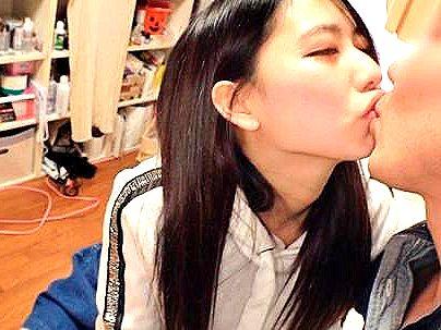 ≪素人≫【Ｋｉｓｓ好き…♡】清楚系エロカワイ子ちゃん素人！ナンパされてエチエチしちゃうぞ！
