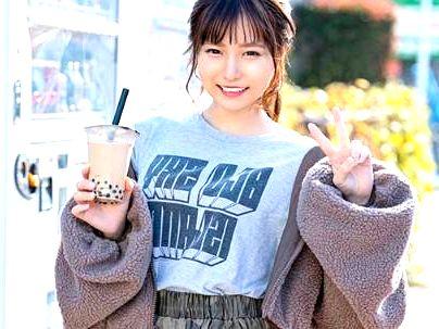 ＜マジックミラー号！＞芸能人にいそうなカワイ子ちゃんがＭＭ号でオイルでヌルヌルエロ行為になっちゃうよ！！！！