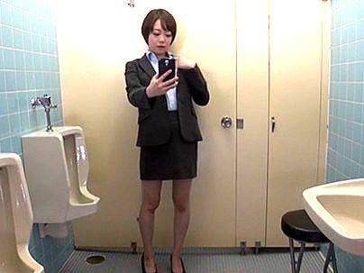 ＜ガチでヤバイ！＞この女この後トイレでマジでヤバイことしてしかもそれがばれて・・・