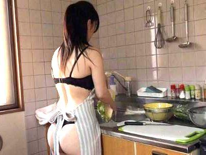 ＜ヒトヅマ不倫！＞スレンダー細身のカワイ子ちゃん奥さんが旦那を裏切る浮気ファックでもだえる！！！