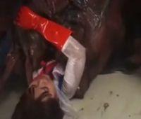 可愛い少女正義のヒロインが怪物に丸呑みにされてしまい触手で凌辱されてしまう